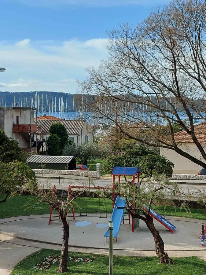 Cosy Family Apartment Marina Kastela Near Airport ภายนอก รูปภาพ