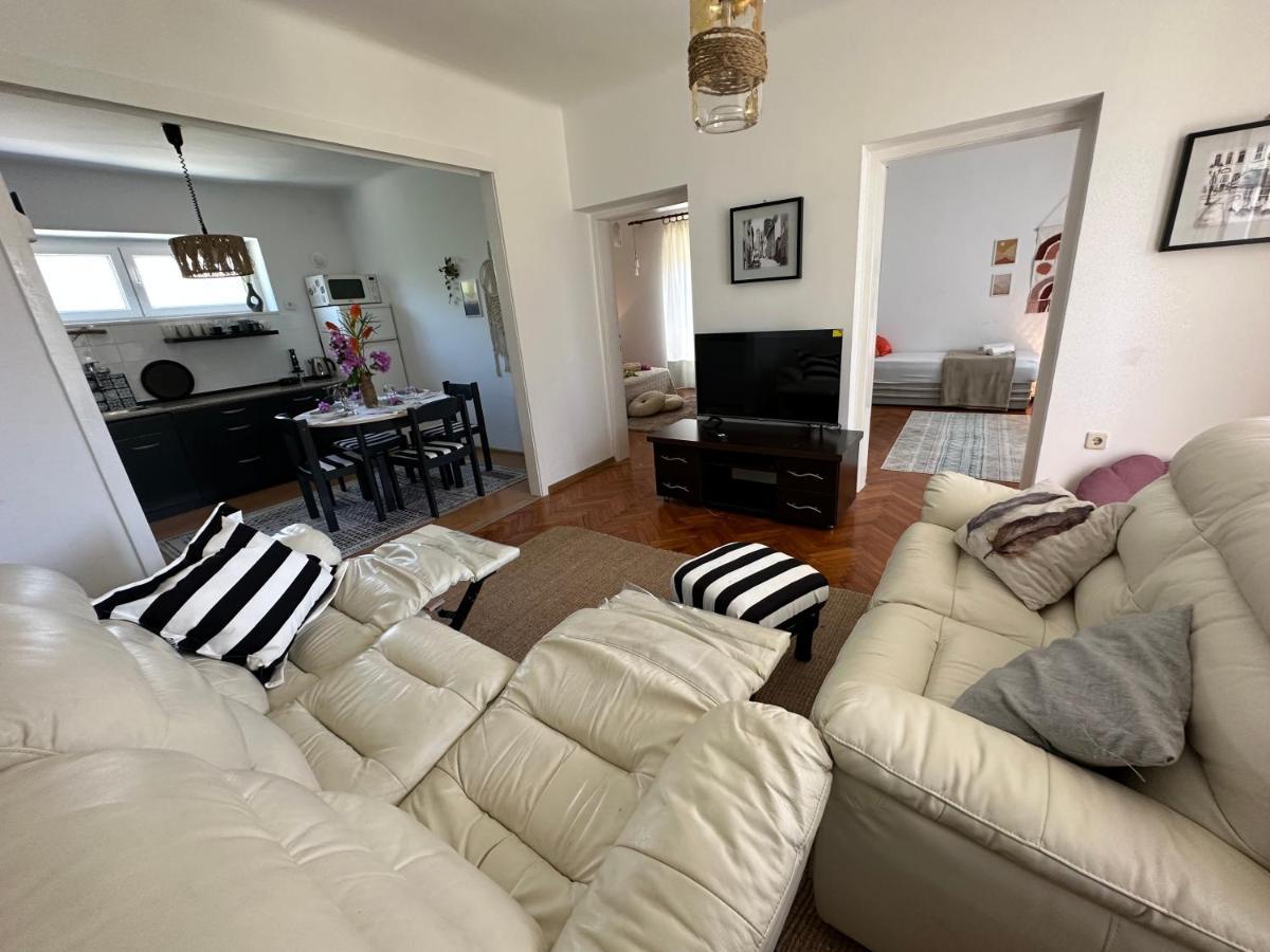 Cosy Family Apartment Marina Kastela Near Airport ภายนอก รูปภาพ