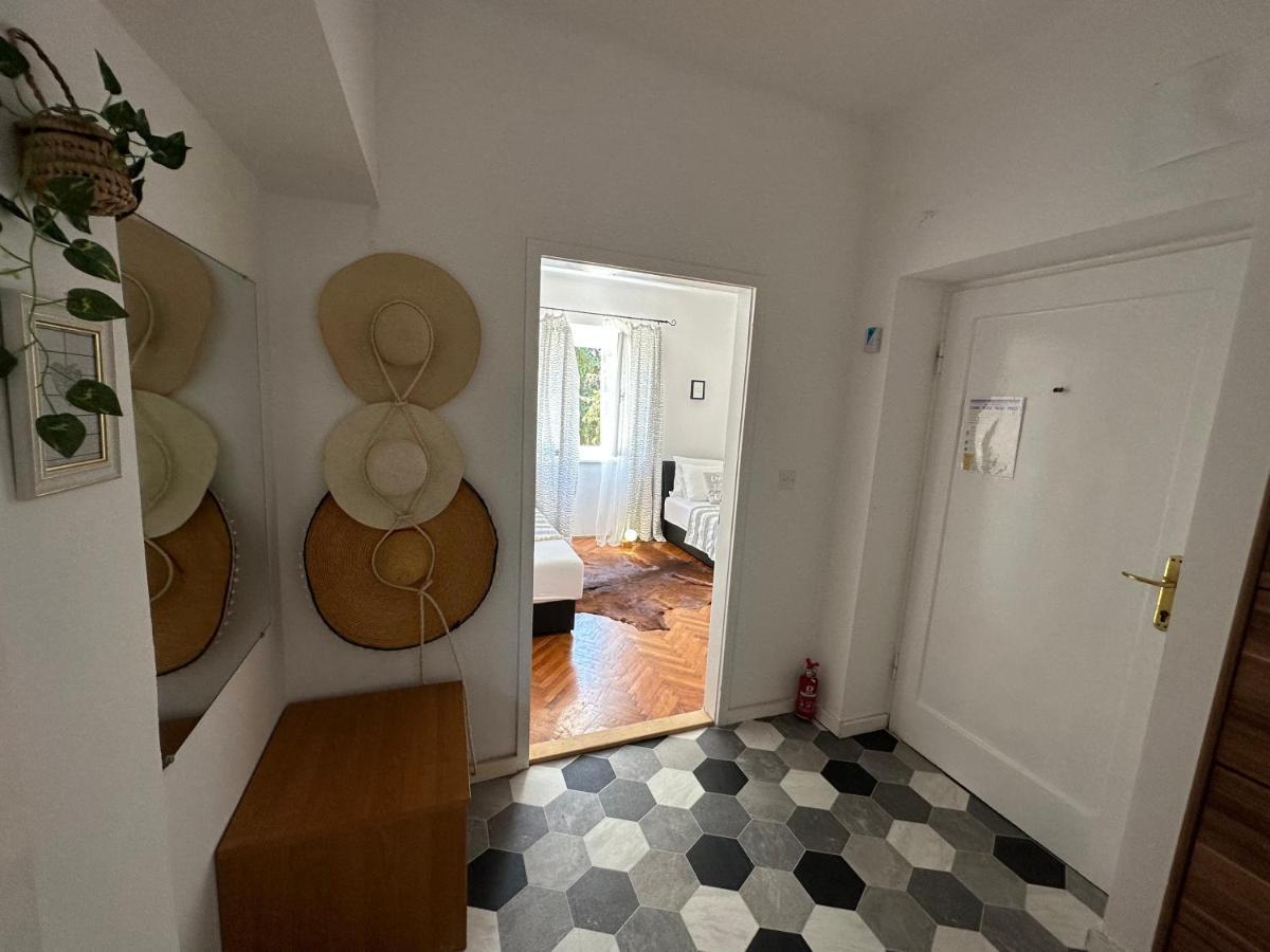 Cosy Family Apartment Marina Kastela Near Airport ภายนอก รูปภาพ