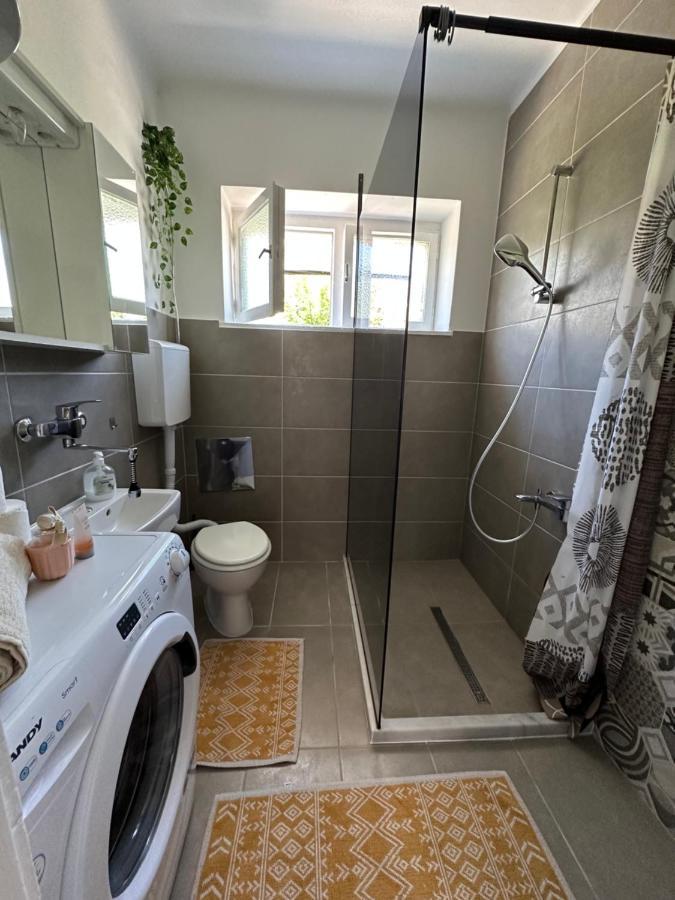Cosy Family Apartment Marina Kastela Near Airport ภายนอก รูปภาพ