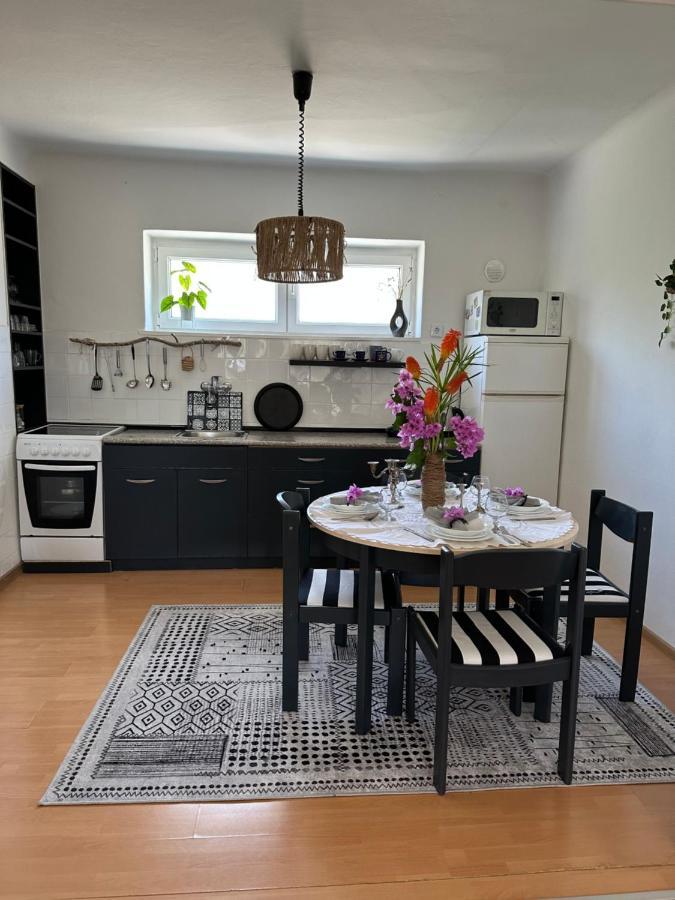 Cosy Family Apartment Marina Kastela Near Airport ภายนอก รูปภาพ
